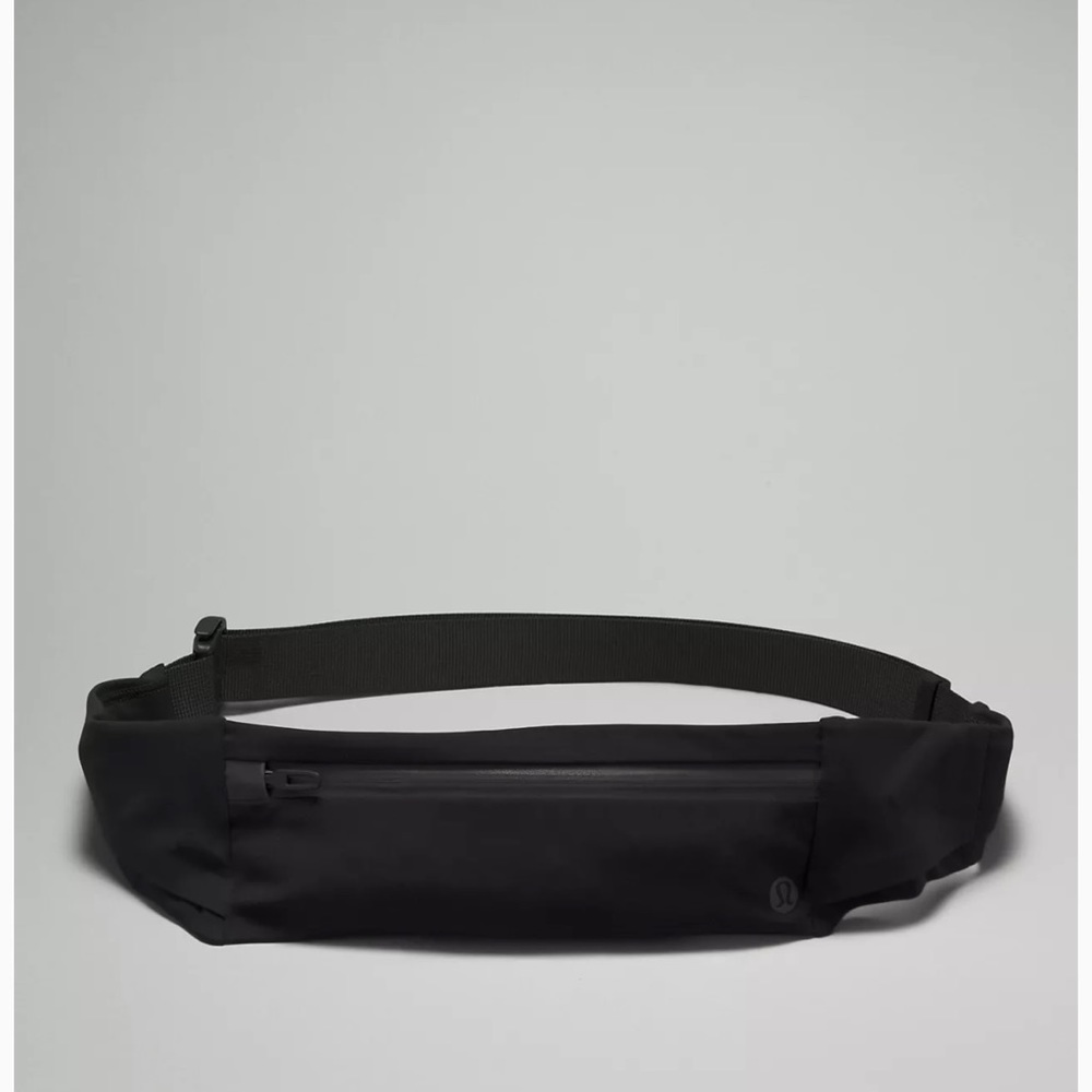 NWOT Lululemon Fast and Free Running Belt size S/M